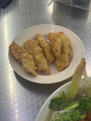 1212 魚頭米粉 (1212 Fish Head Bee Hoon) — signature dish