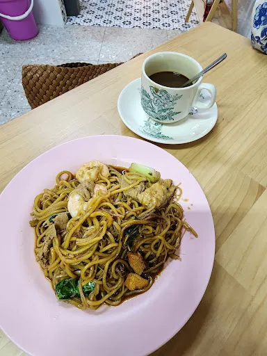 361 Char Hor Fun / Hokkien Char @ Lebuh Pantai — dish