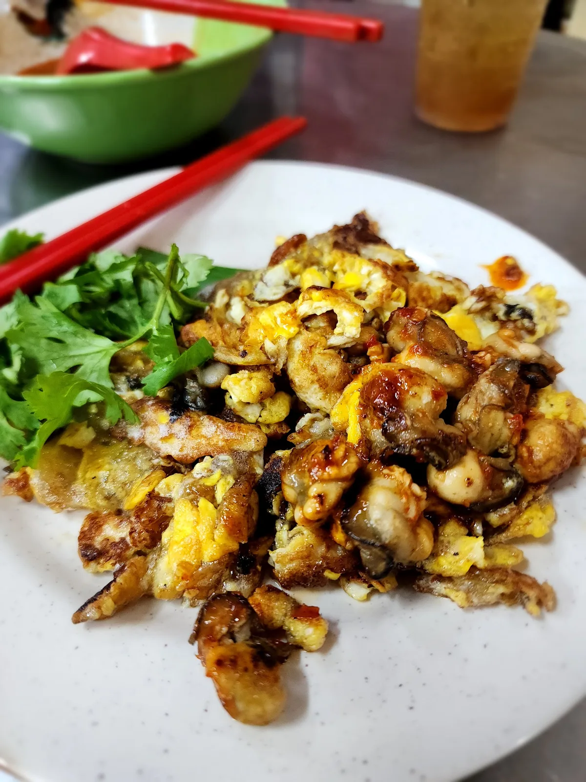 Fried oyster omelette