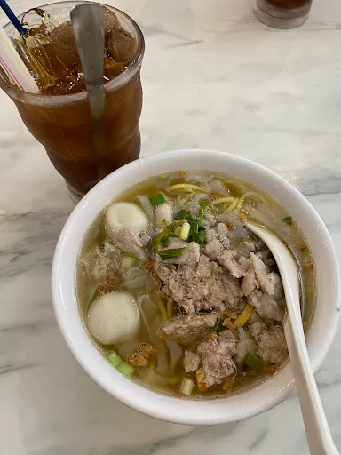 7 Village Koay Teow Thng — signature dish