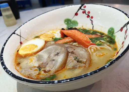 7 Village Koay Teow Thng — signature dish