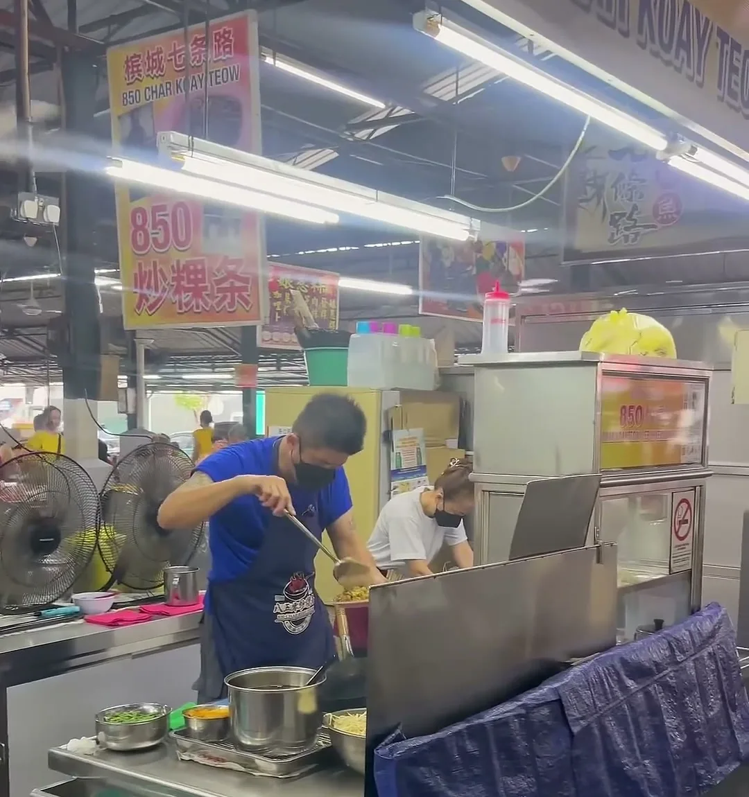 850 Char Koay Teow stall signage