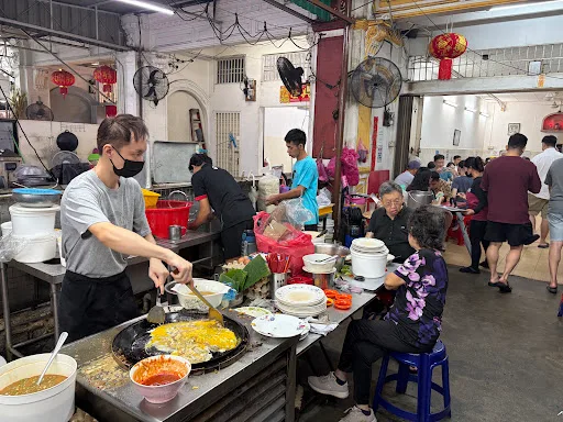 888 Hokkien Mee — signature dish