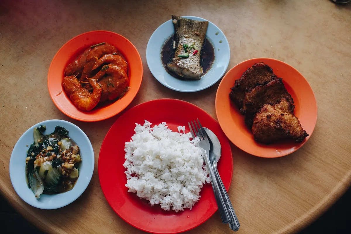 Rice with prawns, fish and greens