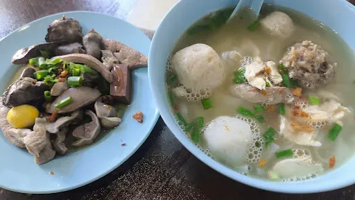 Ah Boy Koay Teow Th'ng — signature dish