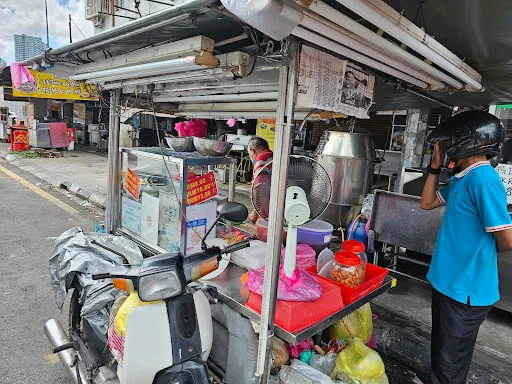 Ah Chye Rojak Macallum — storefront
