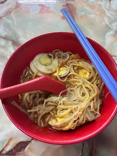 Ah Keong Hokkien Mee — signature dish