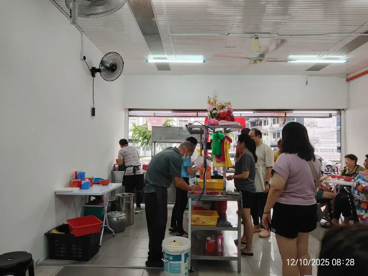 Classic Hokkien Mee (Ah Koo) — interior