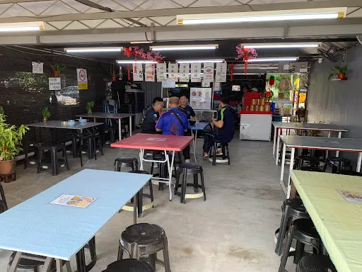 Ah Shee Laksa — exterior