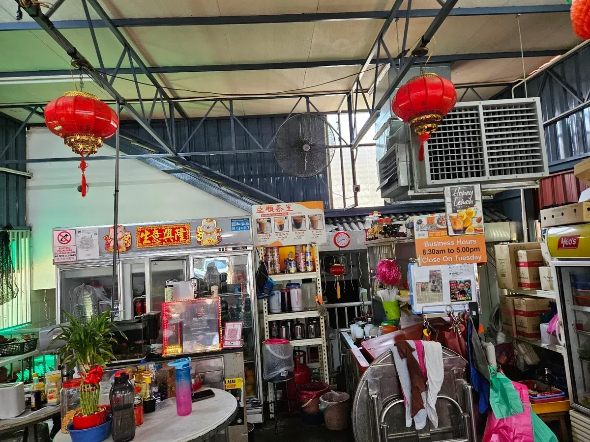 Ah Soon Char Koay Teow — interior
