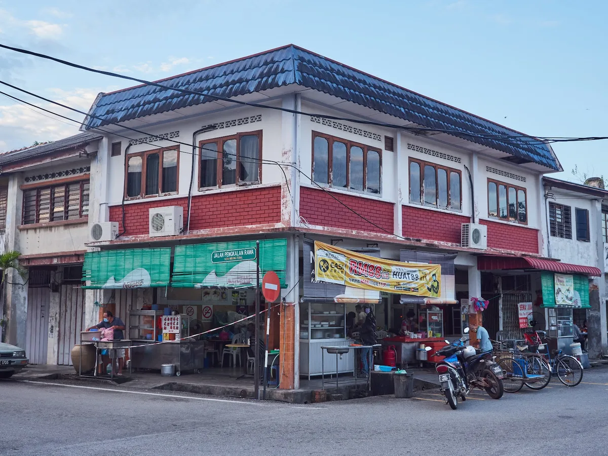 Ah Teh Kopitiam corner shophouse on Jalan Atas