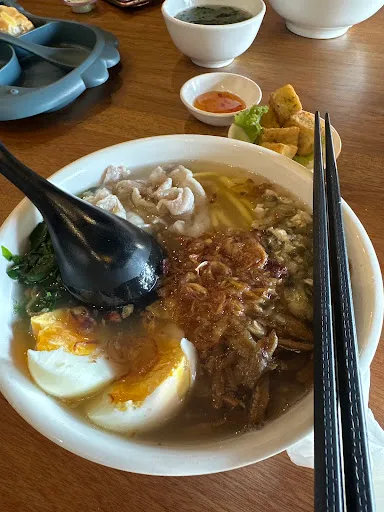 AhMa PanMee 阿嫲刀麻切 (Bayan Baru) — dish