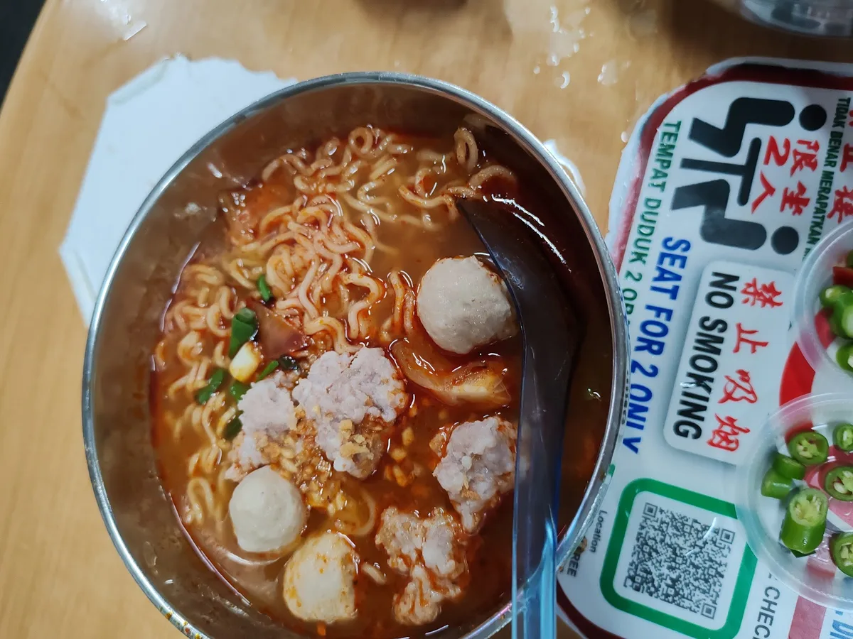 Ai Hoe Hoe — signature dish