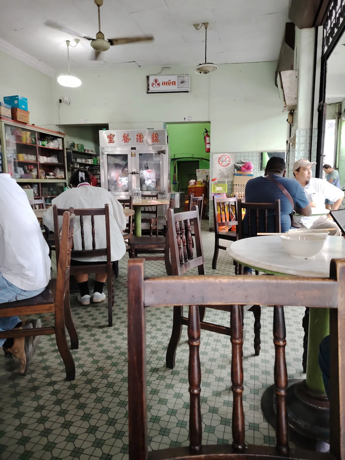 Aimi Lim Hokkien Mee — interior