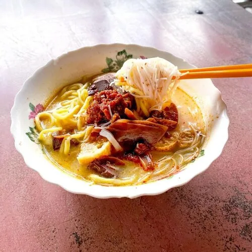 Duck koay teow th'ng