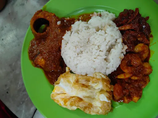 Annie Lee Nasi Lemak — dish