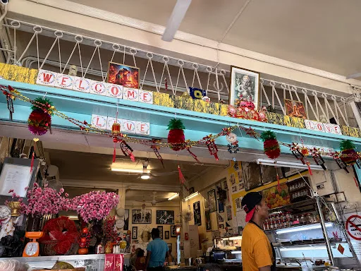 Arati Vilas Banana Leaf Restaurant — interior