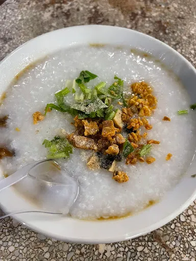 Auntie Hoon Vegetarian — dish