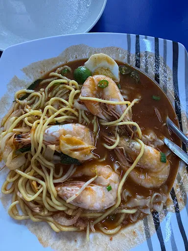 Ayu Mee Udang — dish