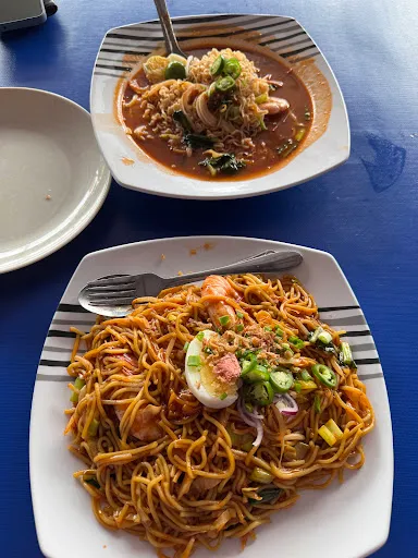 Ayu Mee Udang — dish