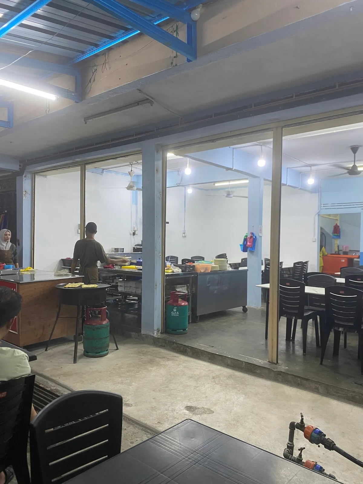 Bang Lee Roti Canai — interior