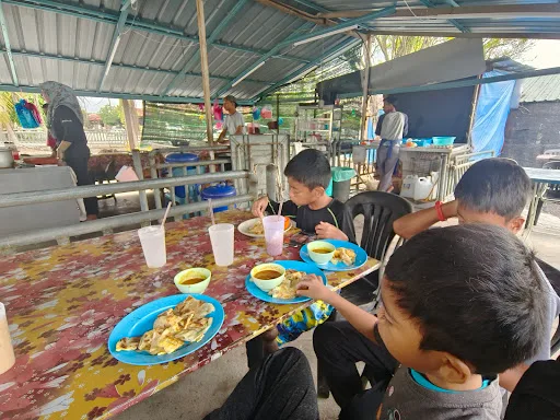 Bang Lee Roti Canai — signature dish