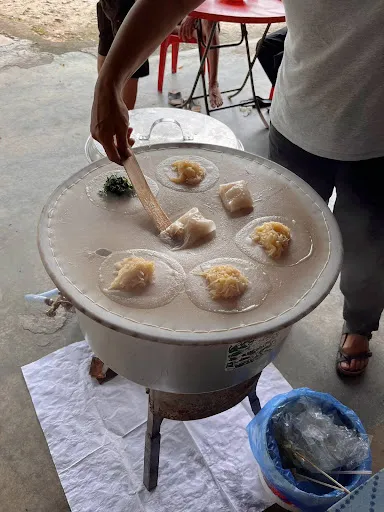 BC Coffee Shop Pillow Chai Kueh — dish