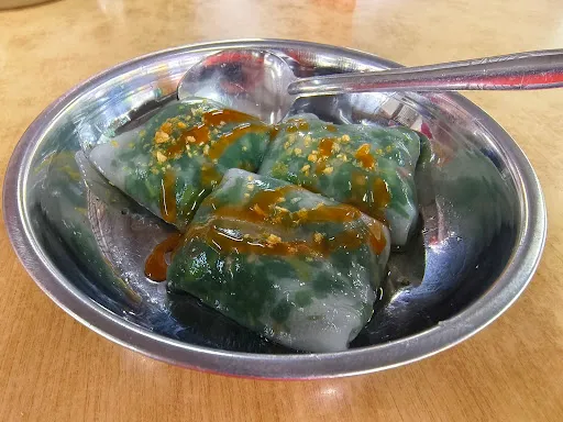 BC Coffee Shop Pillow Chai Kueh — dish