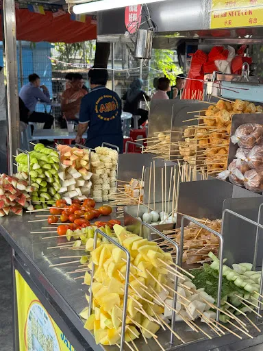 Beach Street Rojak Tonggek — dish