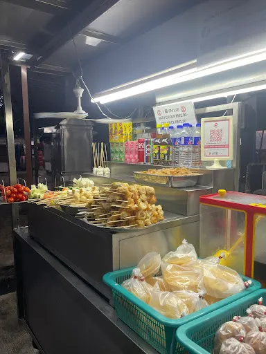 Beach Street Rojak Tonggek — dish