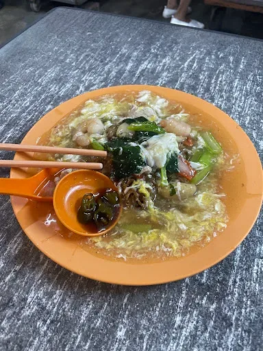 Bee Hooi Coffee Shop — Sar Hor Fun — signature dish