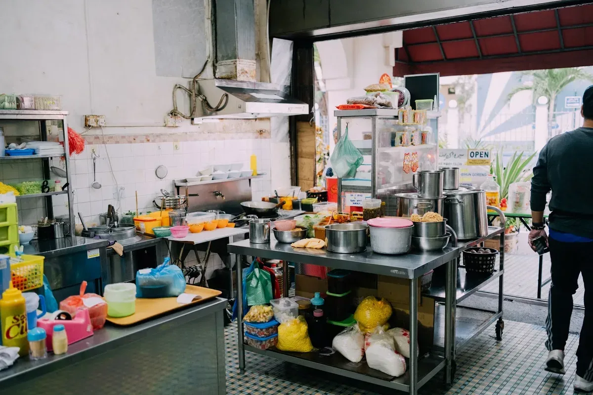 Bee Hwa Cafe — interior