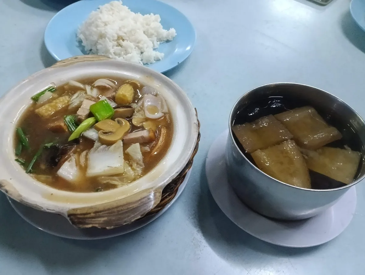 Bee Wei Seafood Restaurant — signature dish