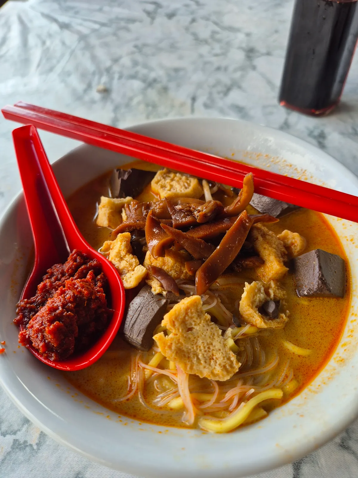 Curry mee with squid and sambal