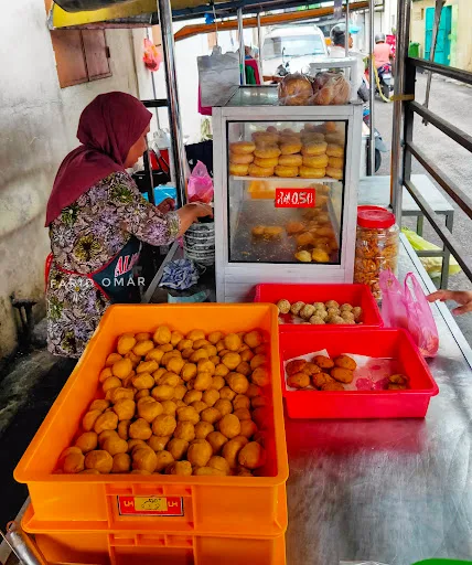 BM Karipap — signature dish