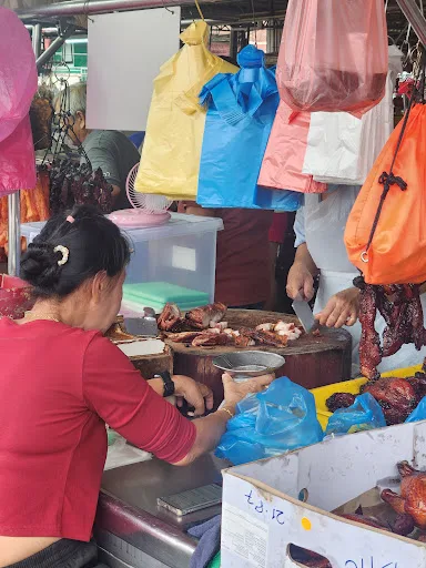 文贤才烧烤 Boon Hean Cai Roasted Pork — signature dish