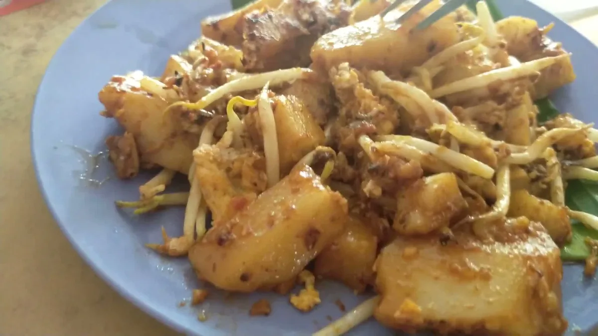 Boon Hwa Grocery char koay kak plate