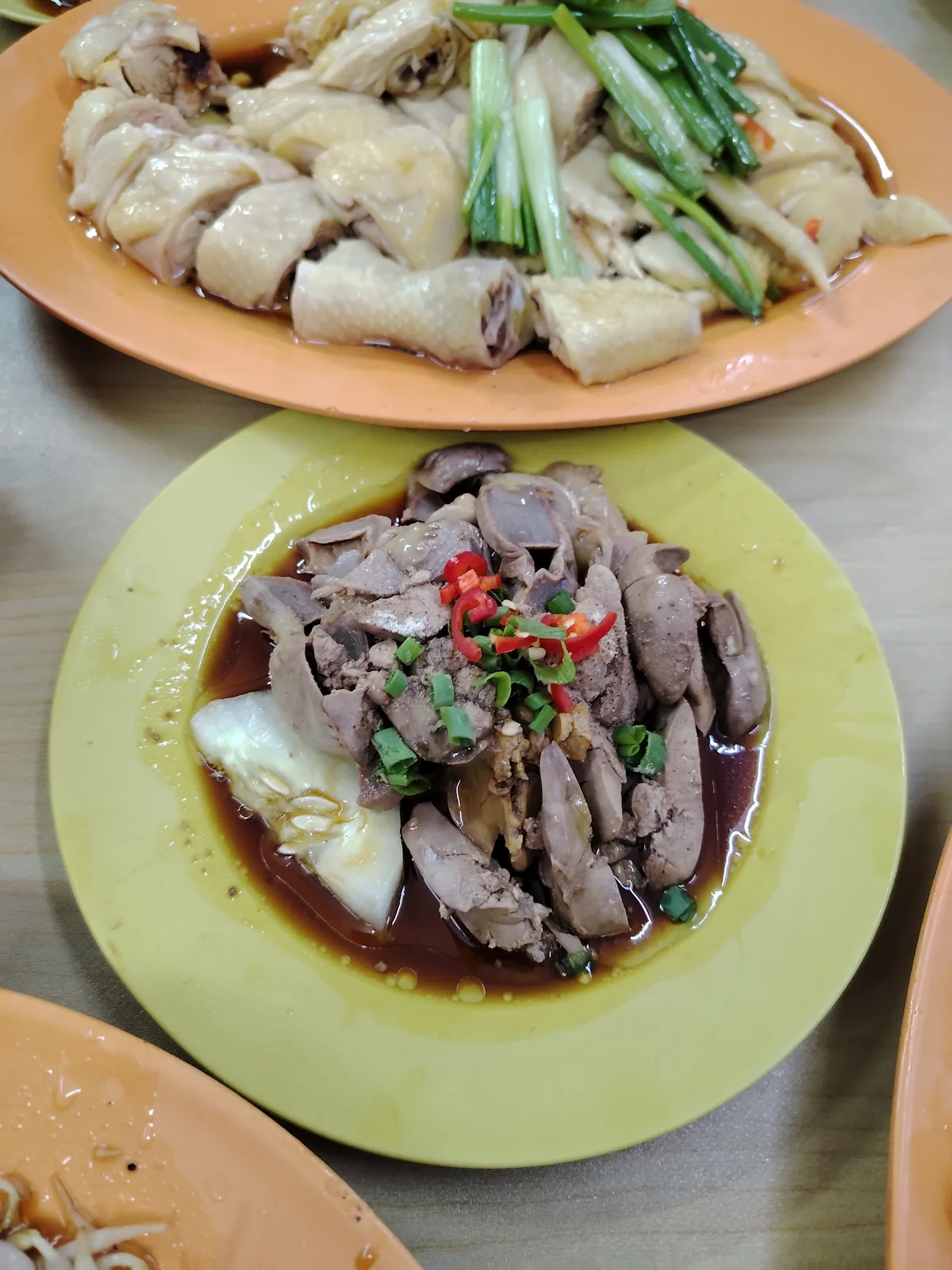 Buntong Bean Sprout Chicken Restaurant — signature dish