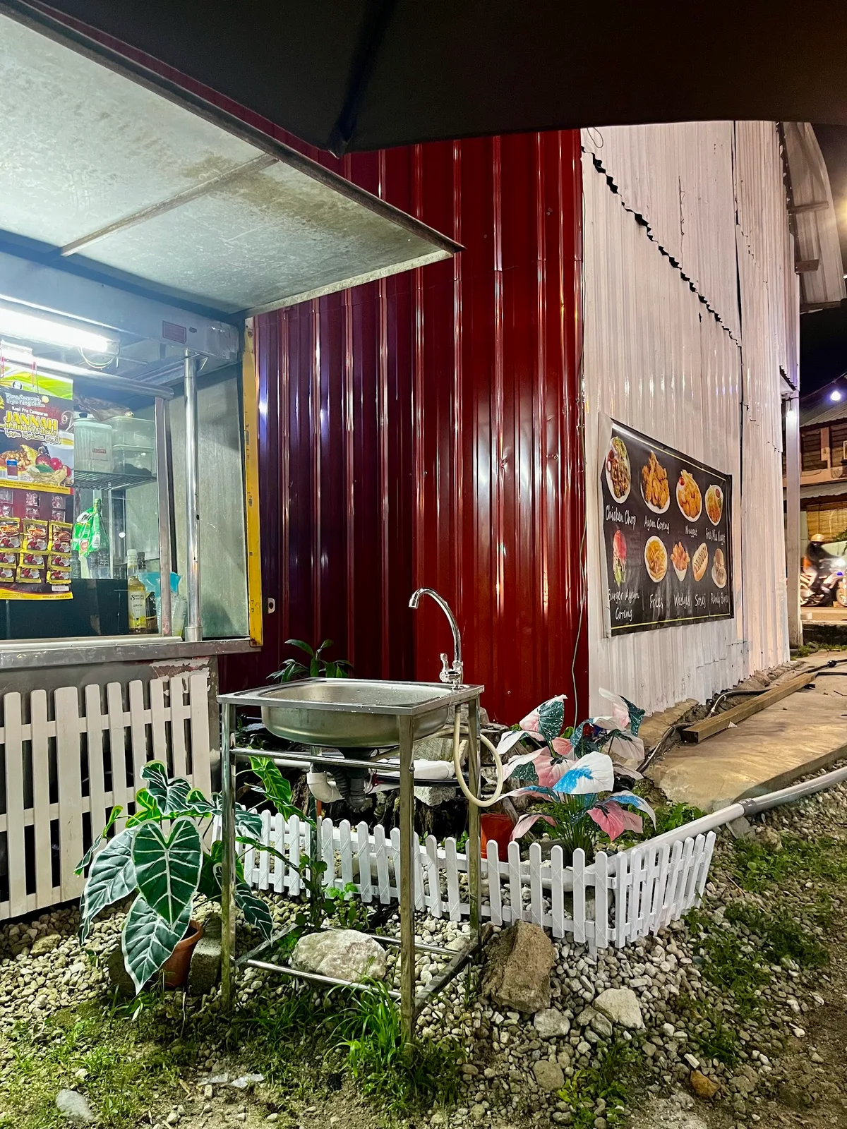 Burger Ayam Goreng Njoy — storefront