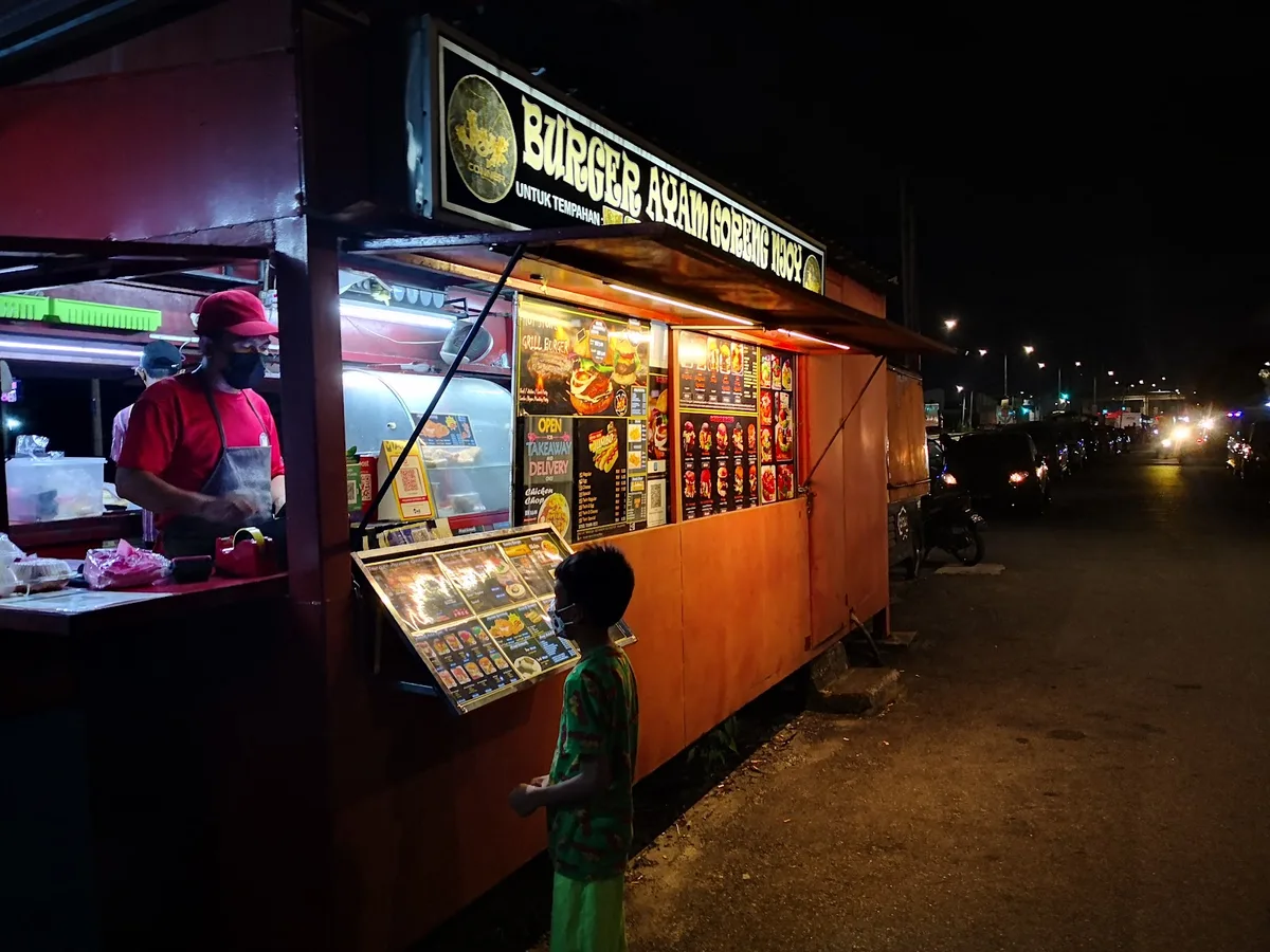 Burger Ayam Goreng Njoy — storefront