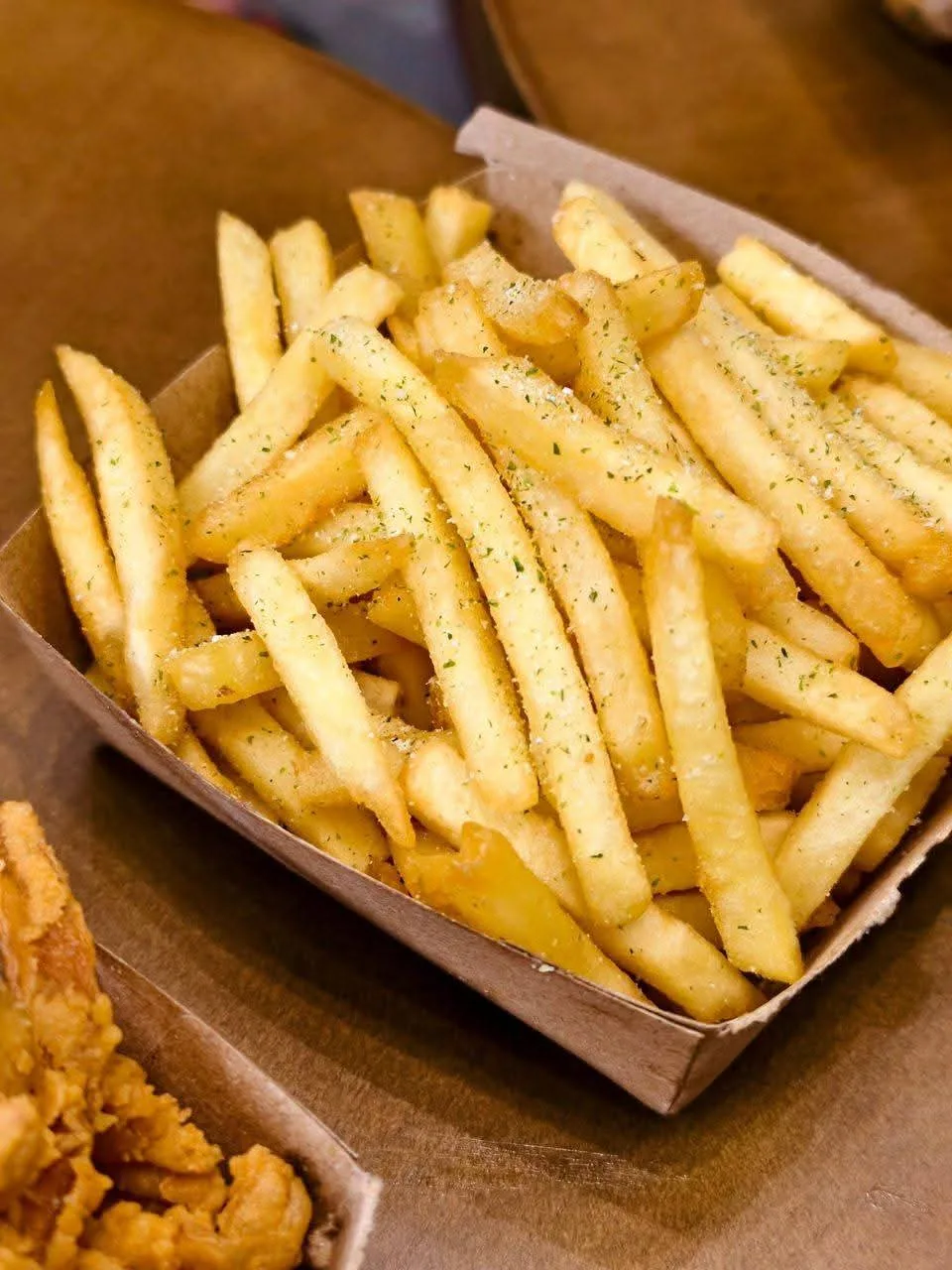 Fries with seasoning