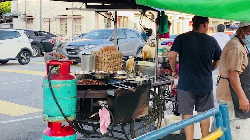 Burma Road Char Koay Kak (Union Primary School) — signature dish