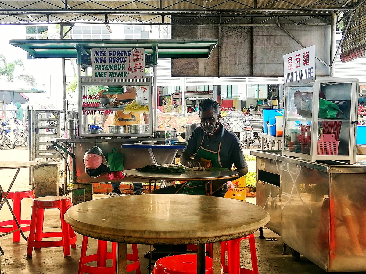 The mee goreng stall at Loke Yong
