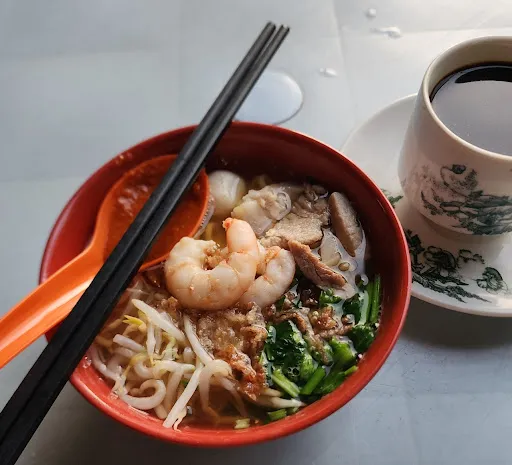 Famous Traditional Lam Mee — dish