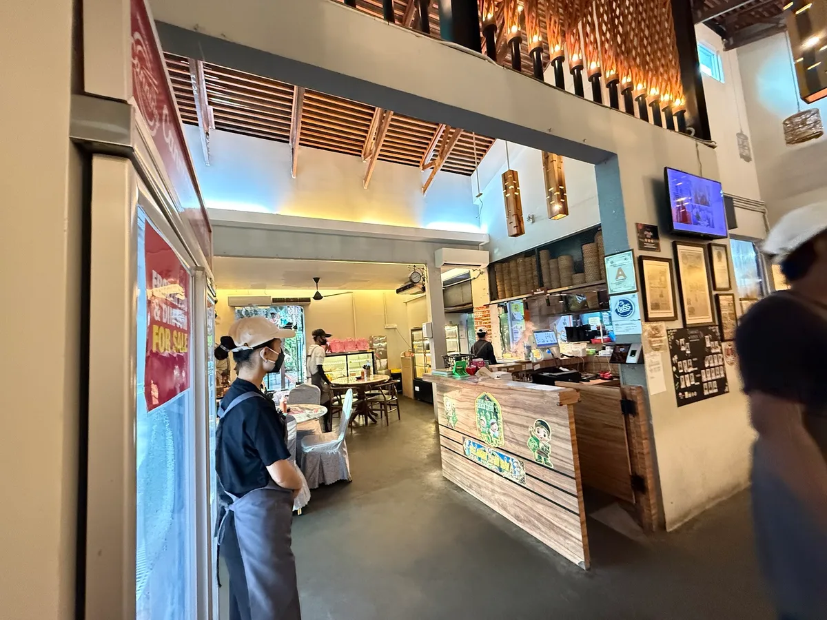 Canning Garden Bak Kut Teh Restaurant — interior