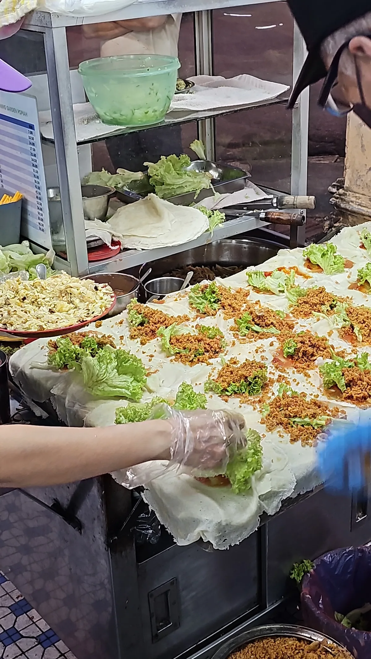 Canning Garden Popiah (Restoran Yee Lock) — signature dish