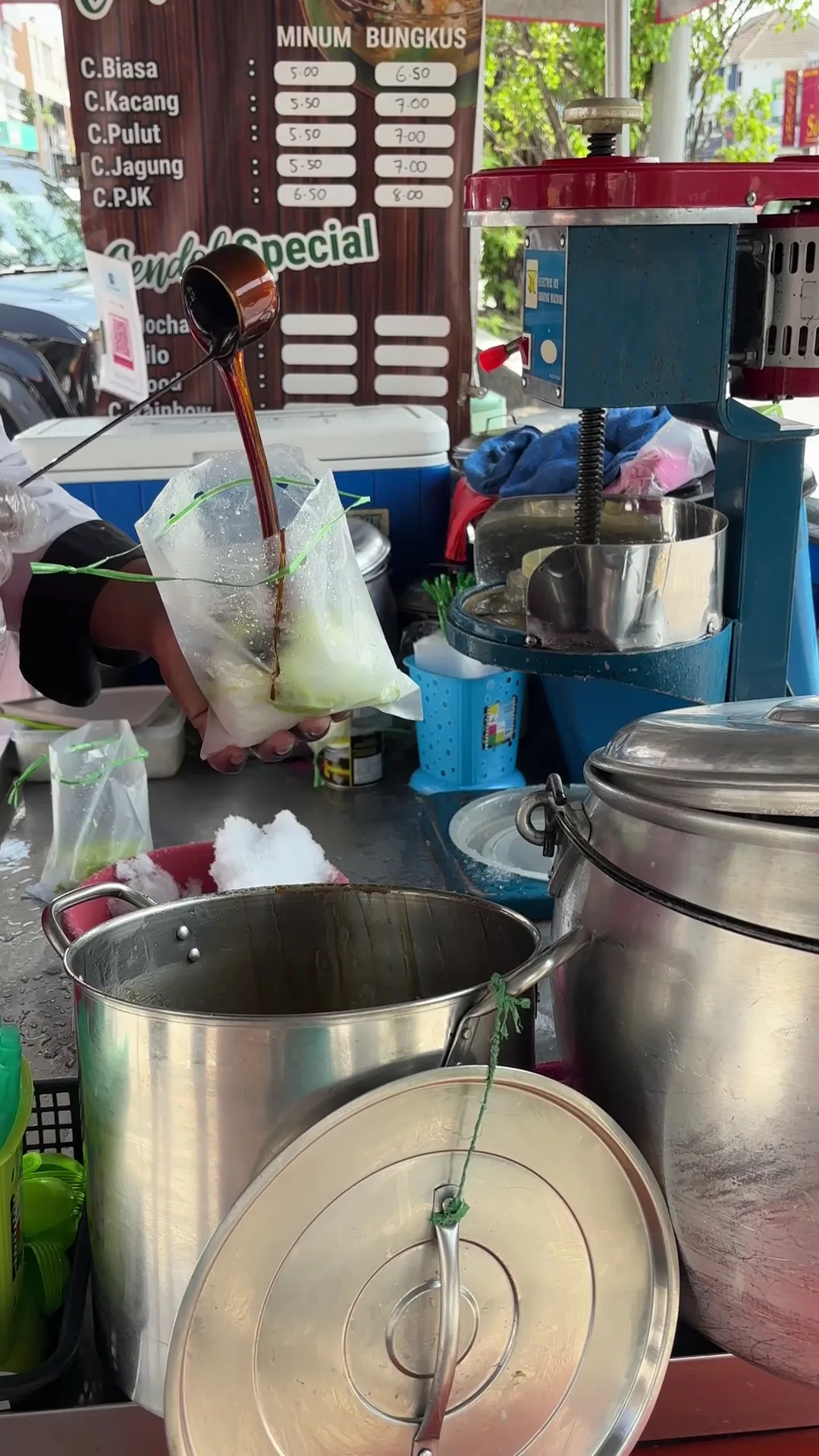 Cendol Mari Gunung Rapat — signature dish