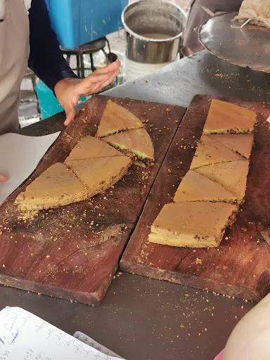 Chinese Apong Balik Ban Chien Kueh — dish