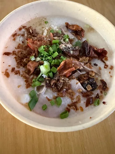Chok Kee Porridge Cafe — signature dish