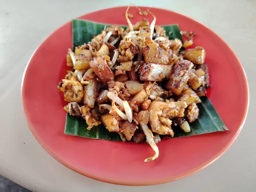 Chowrasta Market Hawker Centre Char Koay Kak — dish